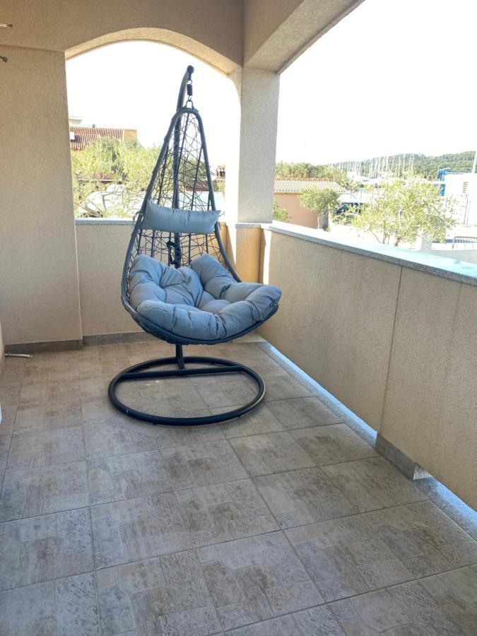 Apartments Skara Бибине Екстериор снимка