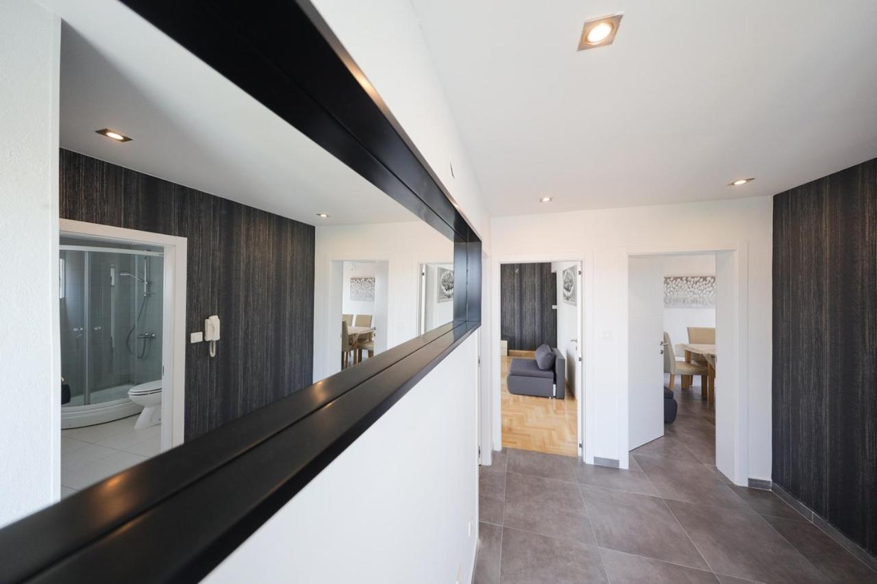 Apartments Skara Бибине Екстериор снимка